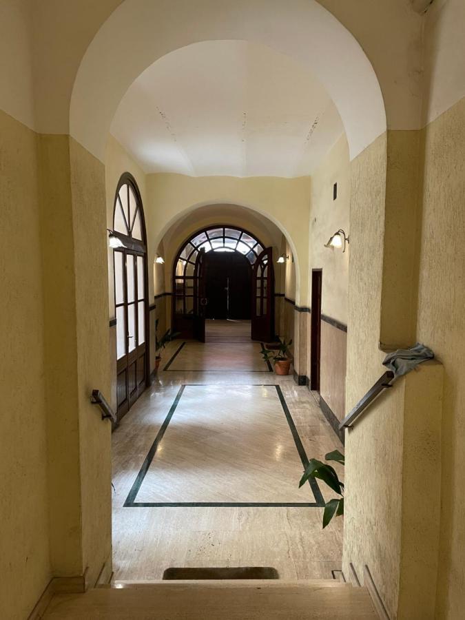 Elegant Apt-Typical Roman Palazzina Pz Alessandria Eksteriør bilde