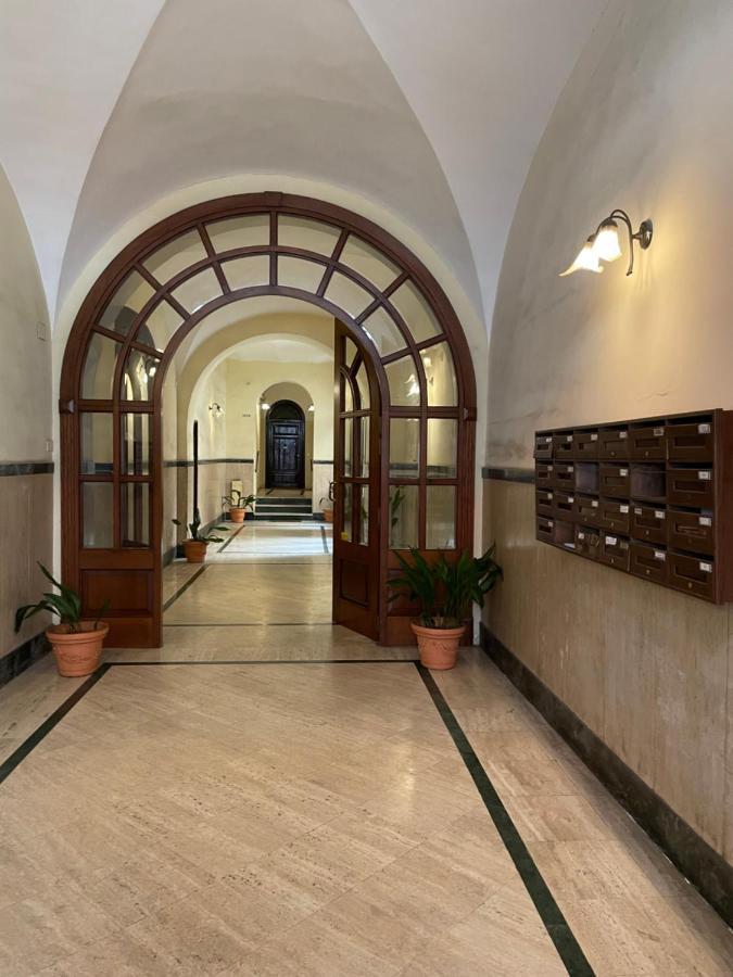 Elegant Apt-Typical Roman Palazzina Pz Alessandria Eksteriør bilde