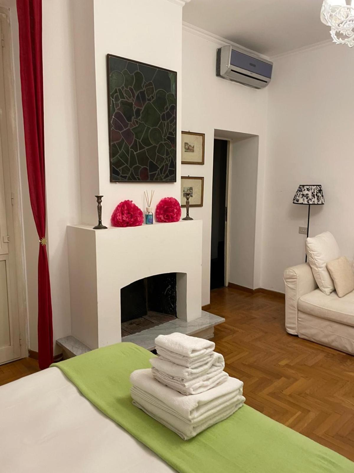 Elegant Apt-Typical Roman Palazzina Pz Alessandria Eksteriør bilde